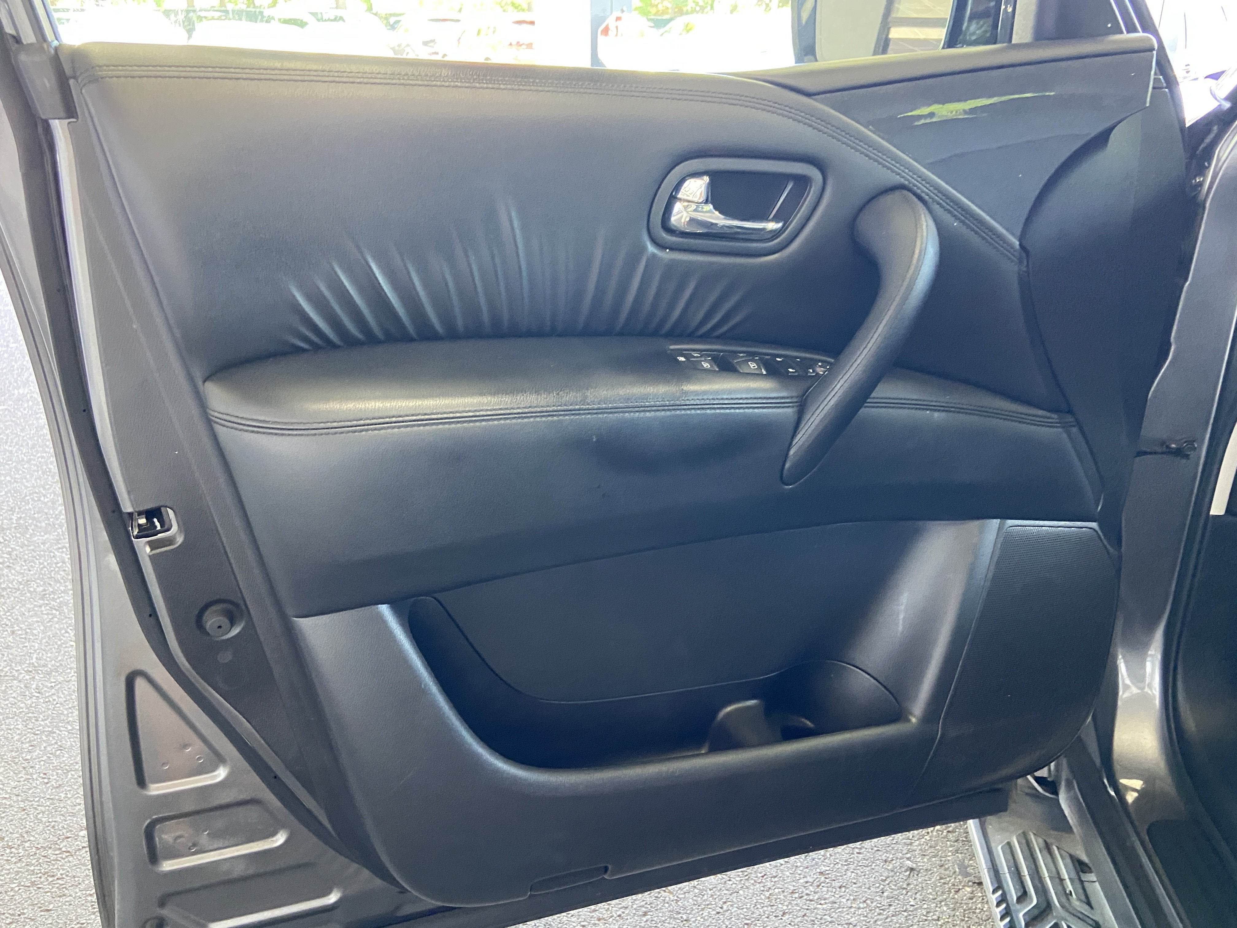 2023 Nissan Armada SV