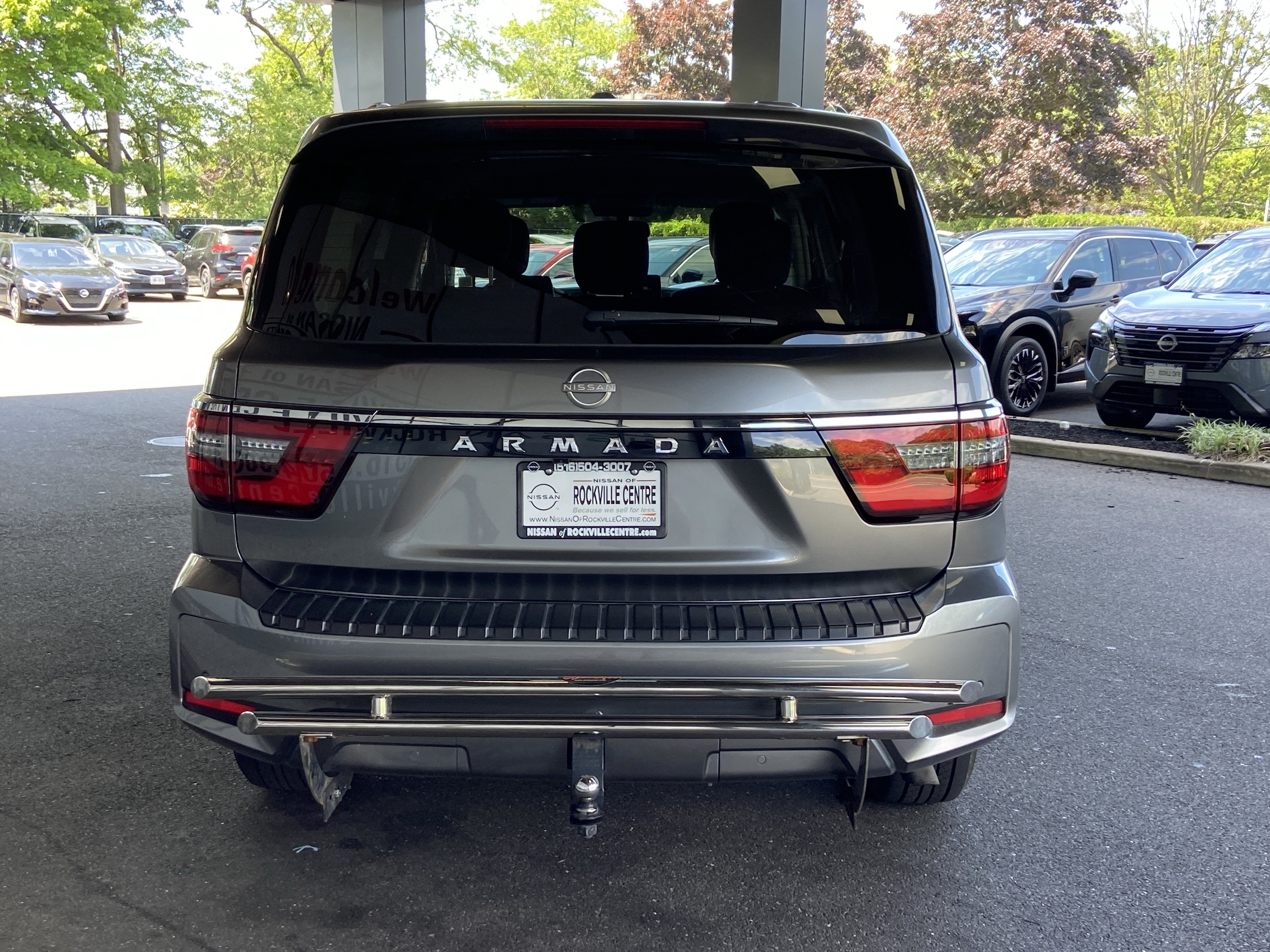 2023 Nissan Armada SV
