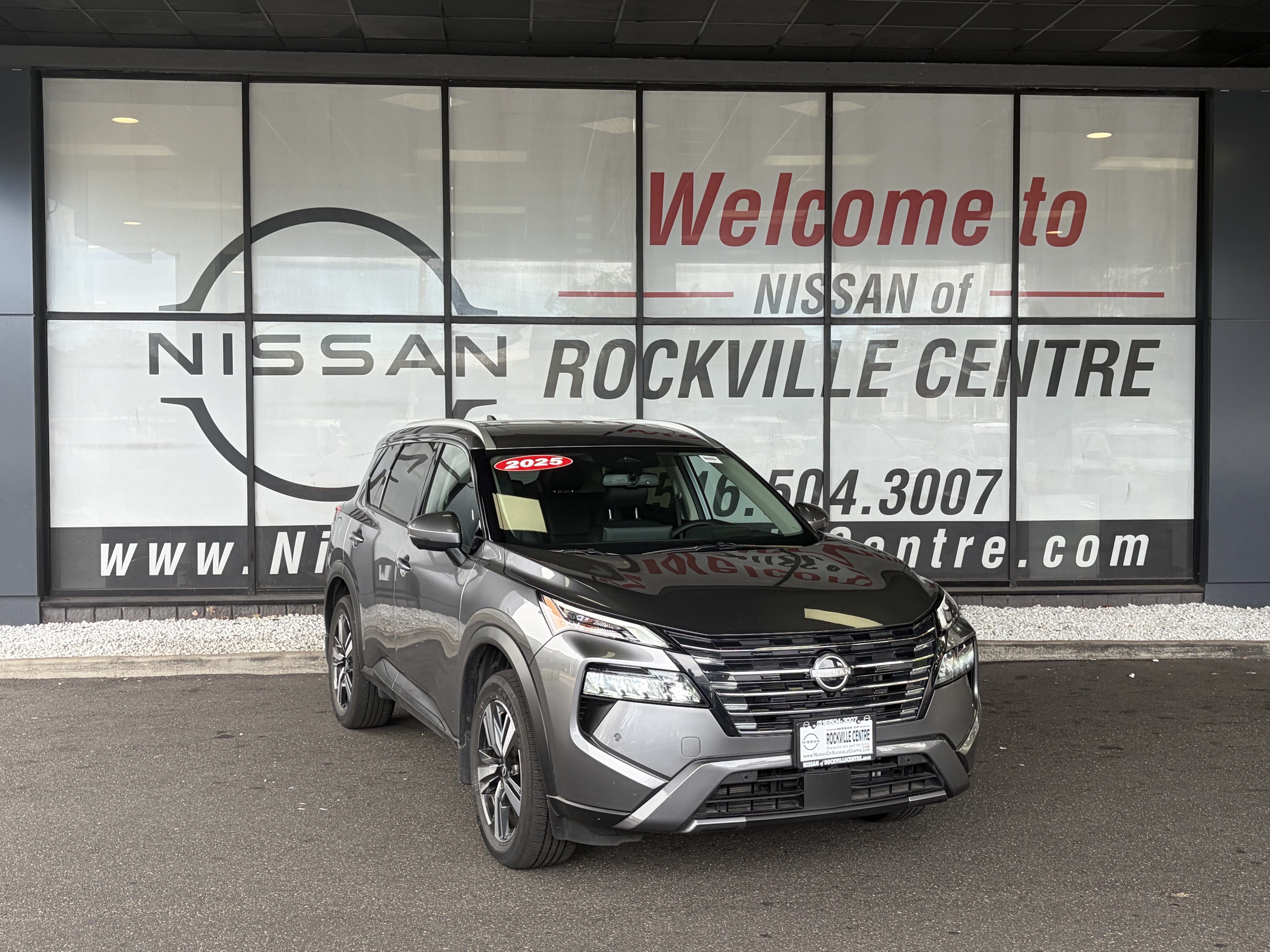 2025 Nissan Rogue SL