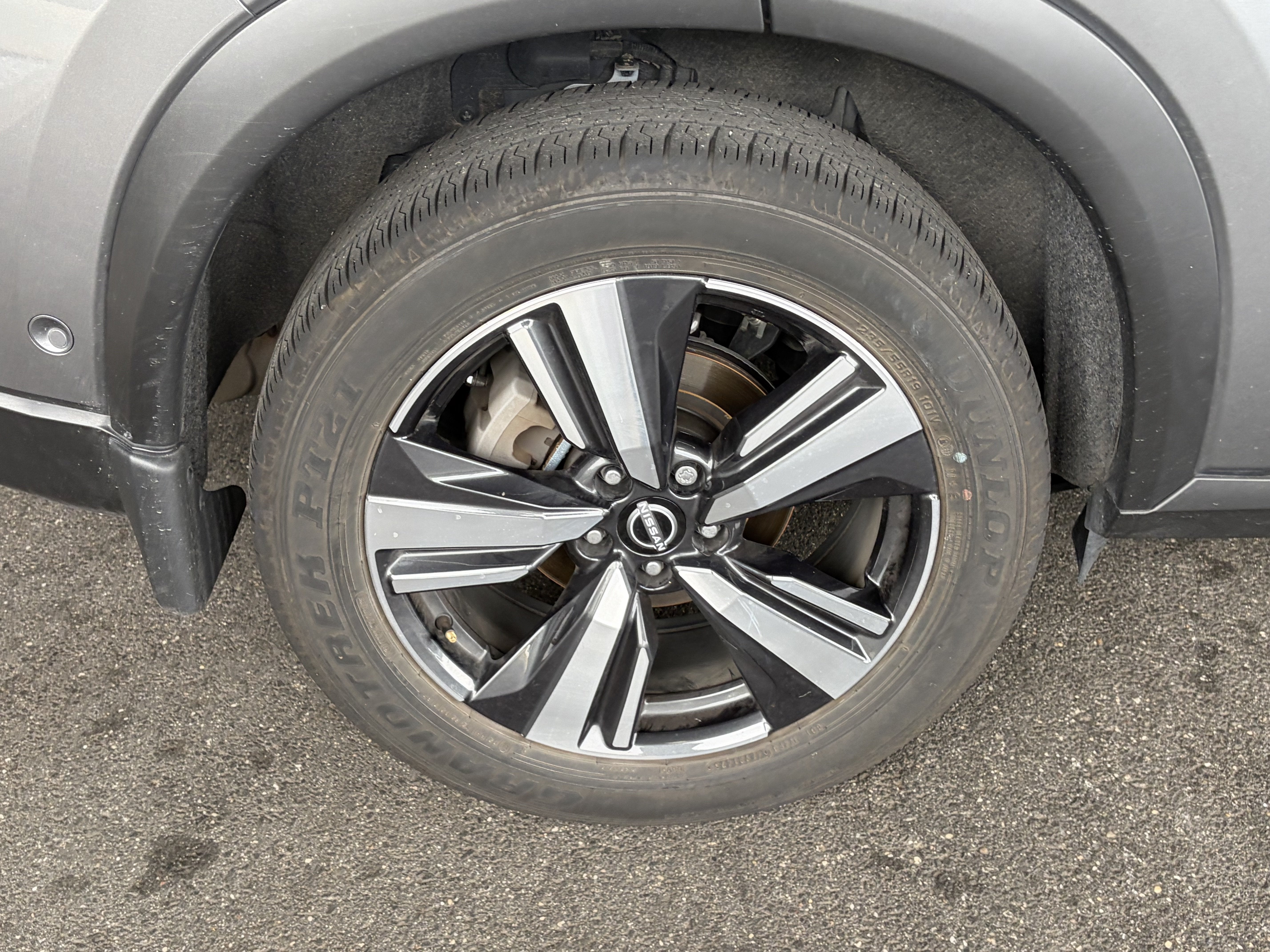 2025 Nissan Rogue SL