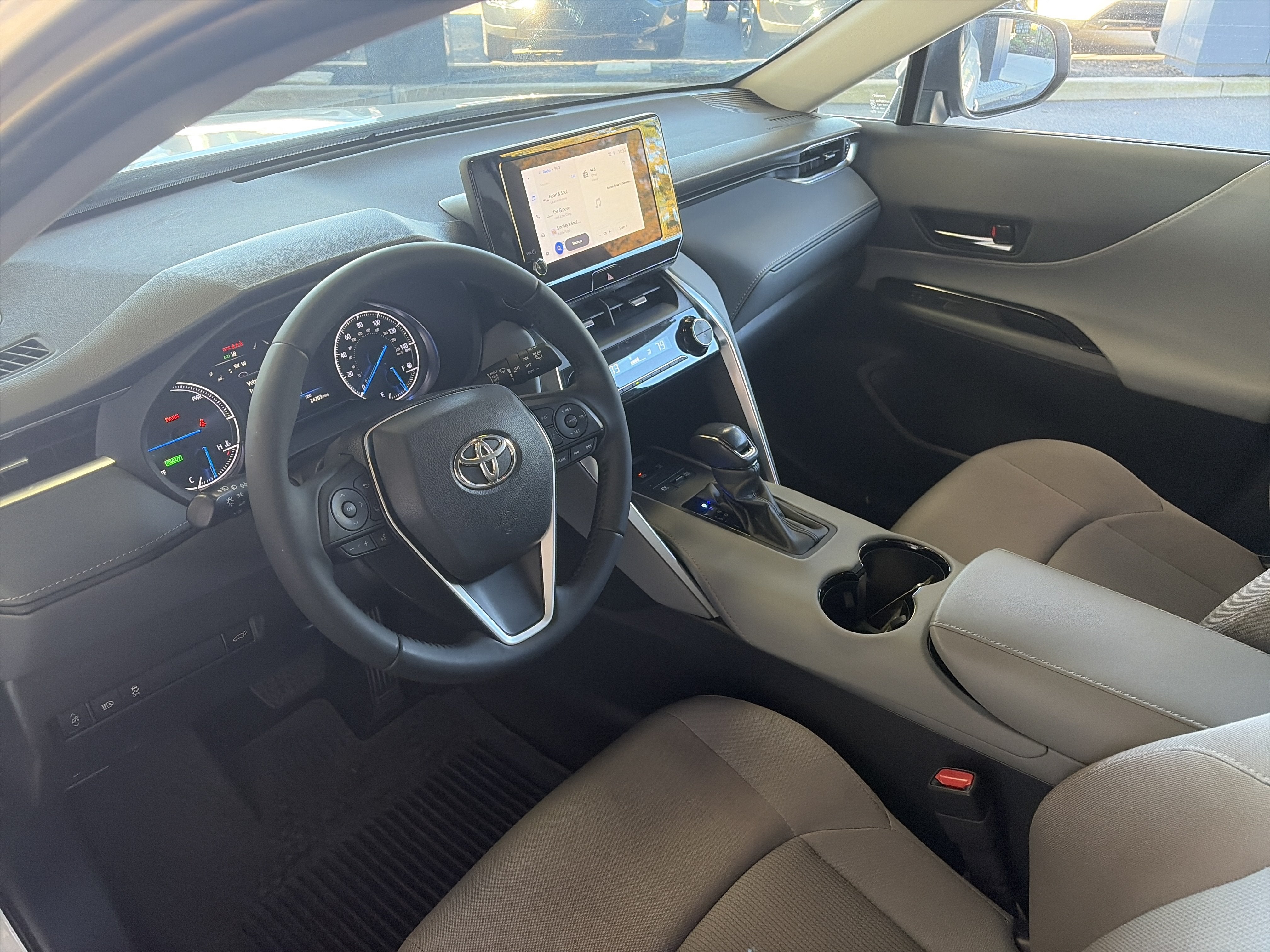 2023 Toyota Venza LE