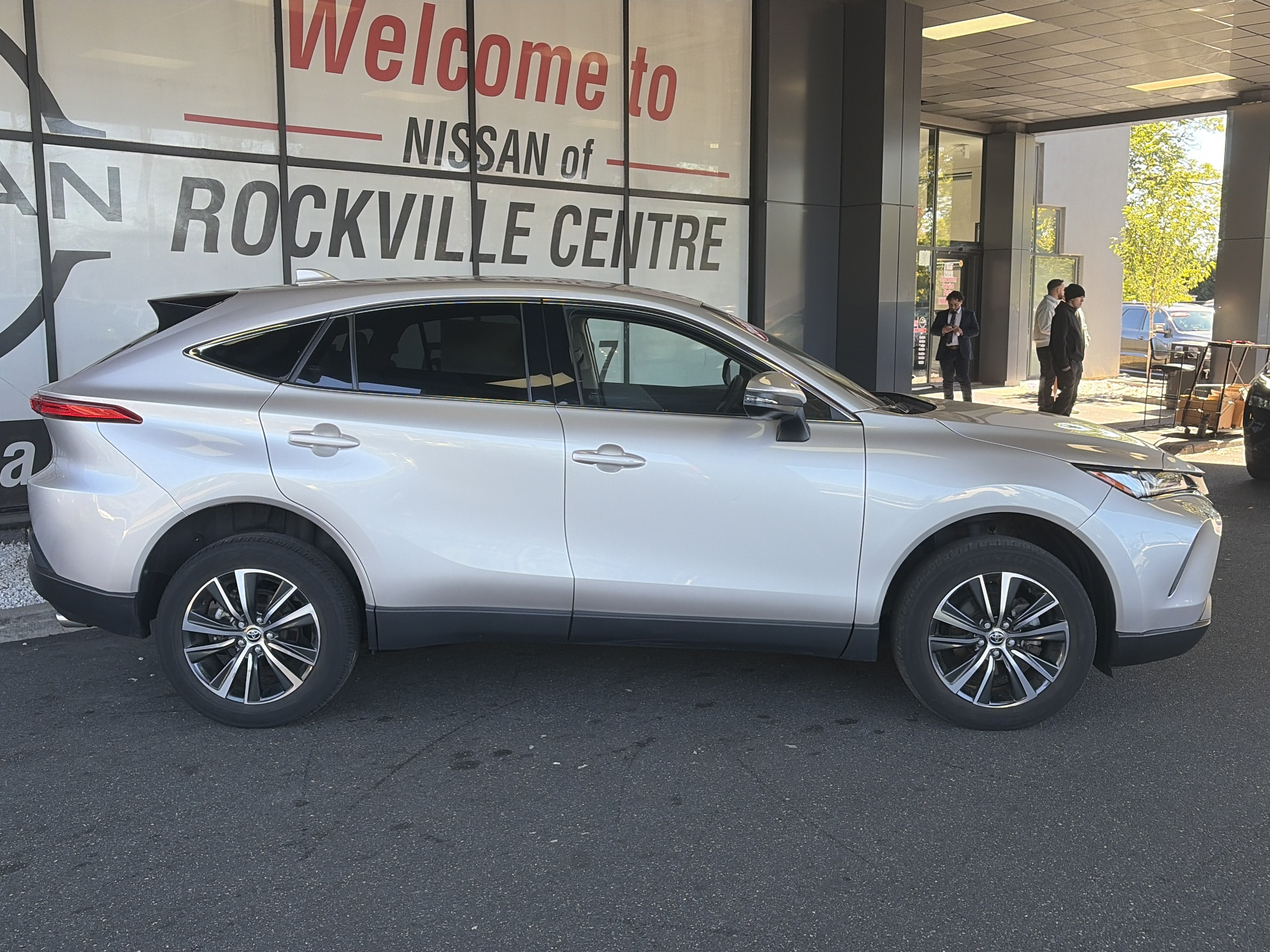 2023 Toyota Venza LE