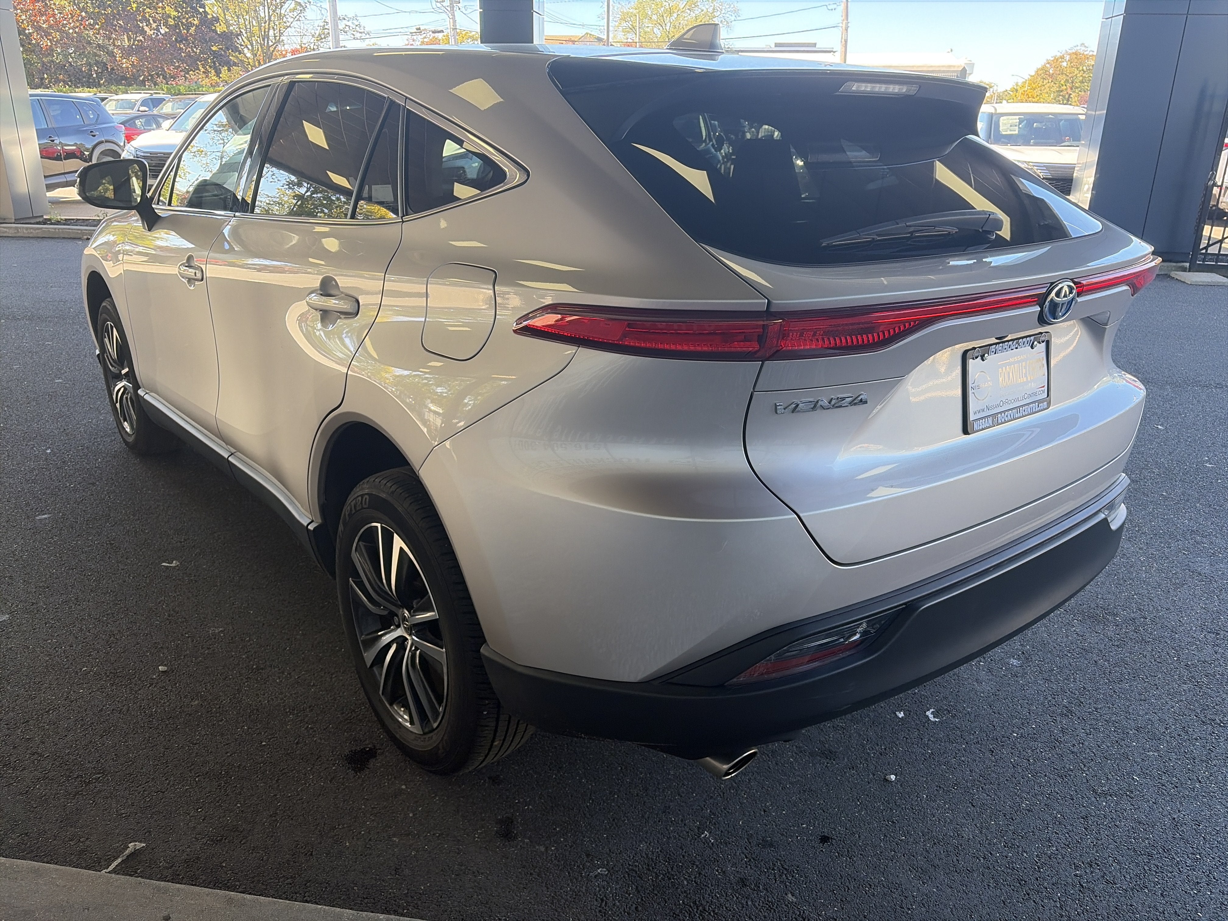2023 Toyota Venza LE