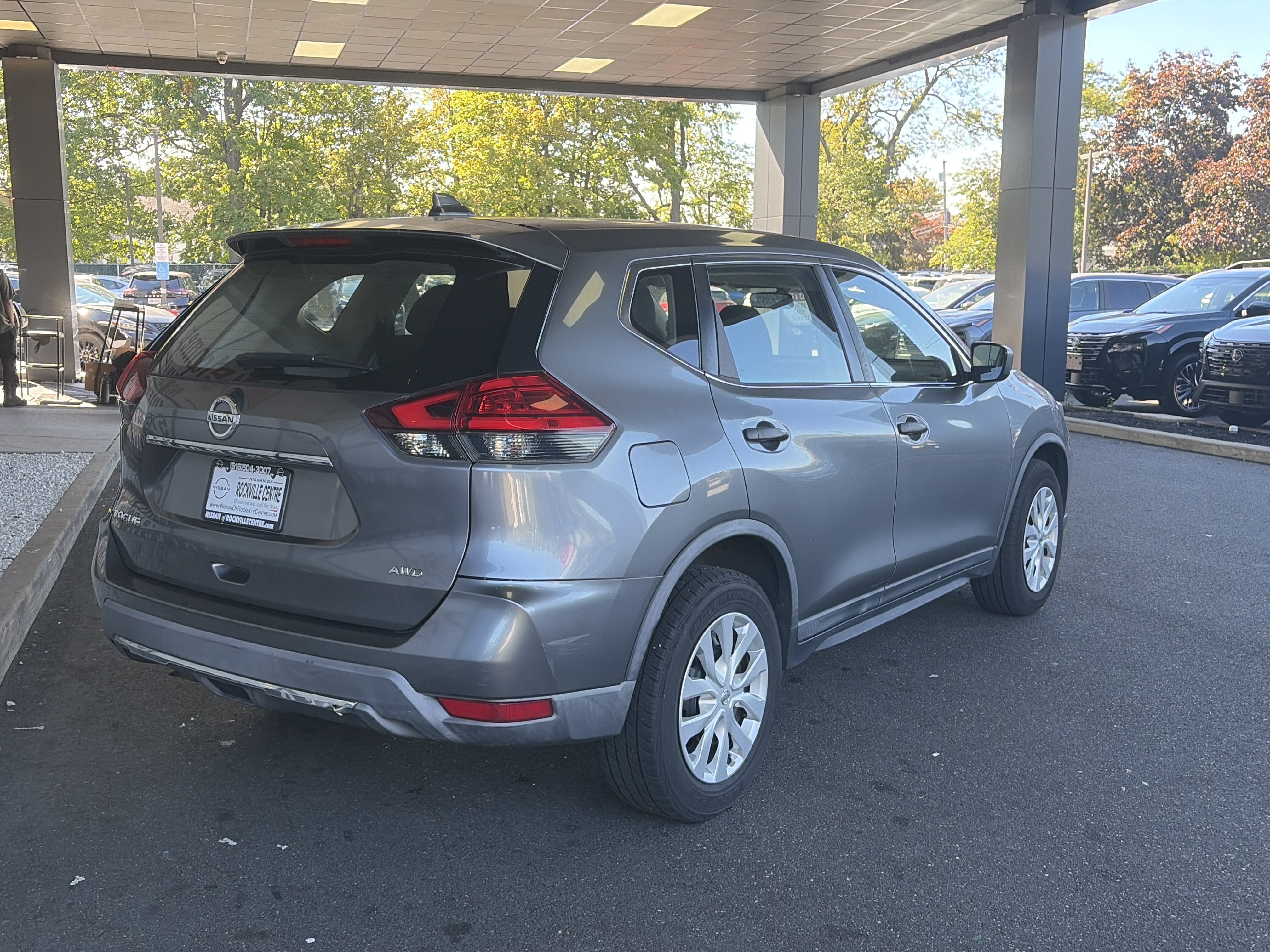 2017 Nissan Rogue S