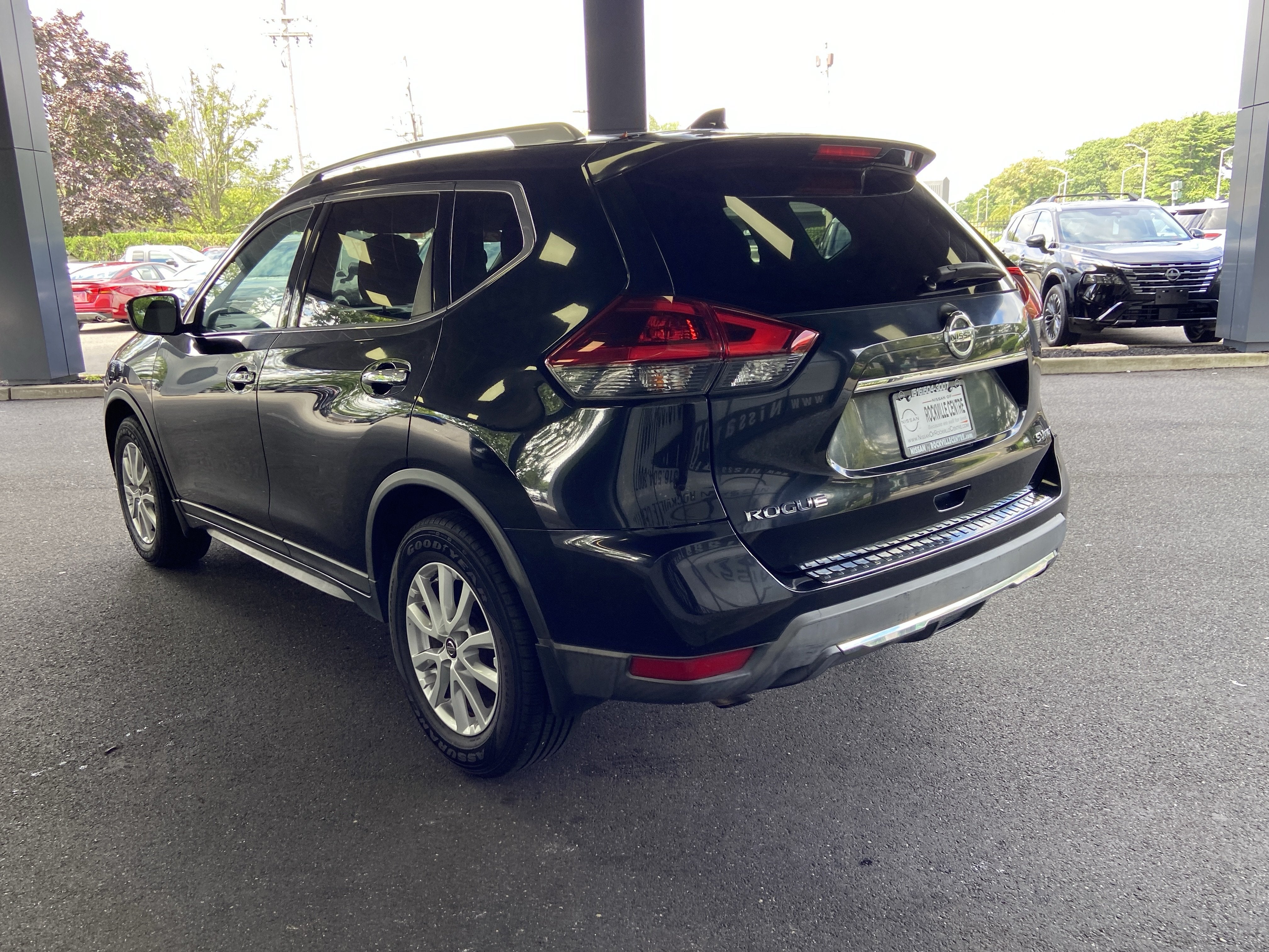 2018 Nissan Rogue SV