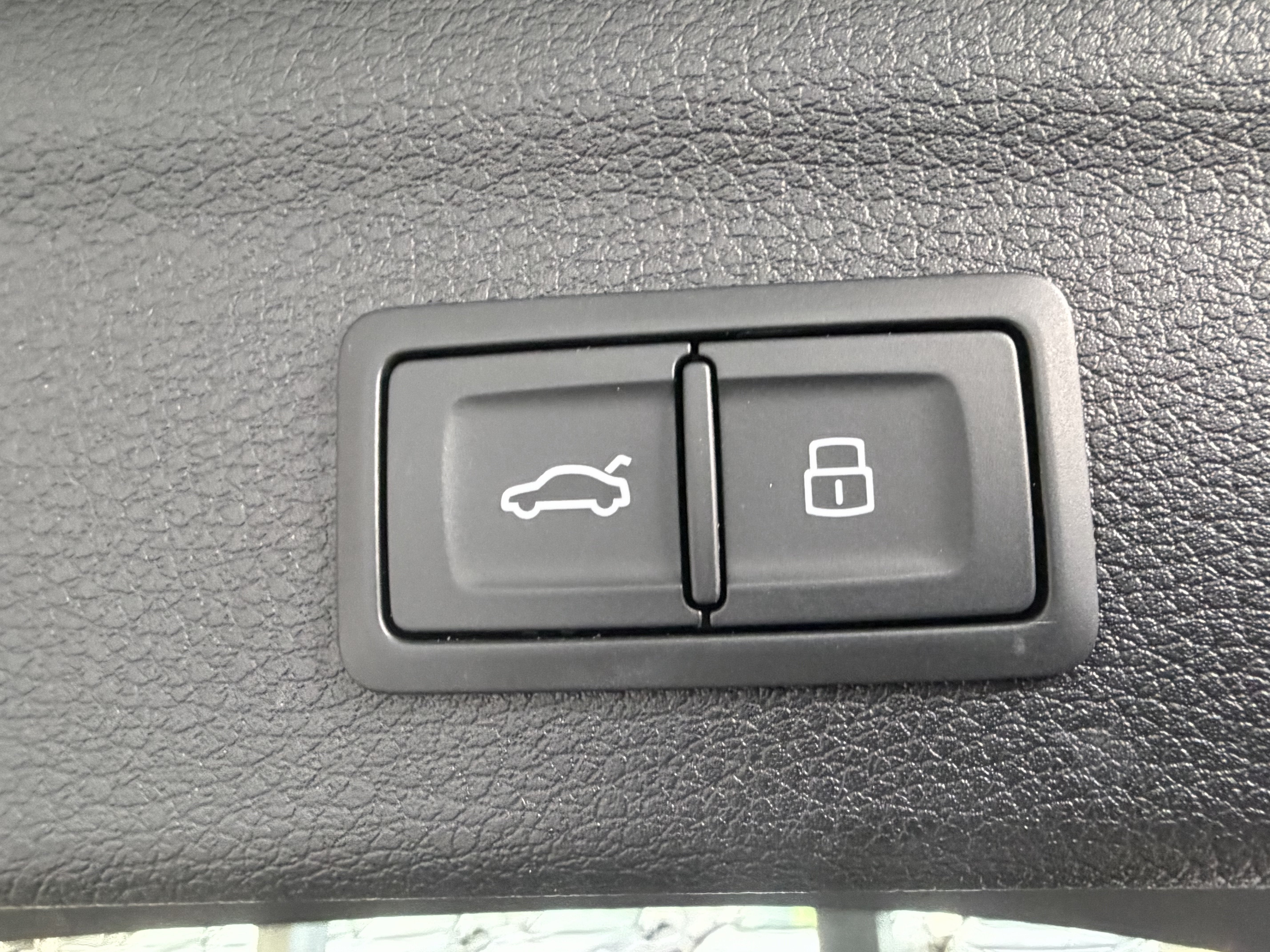 2024 Audi Q3 S line Premium