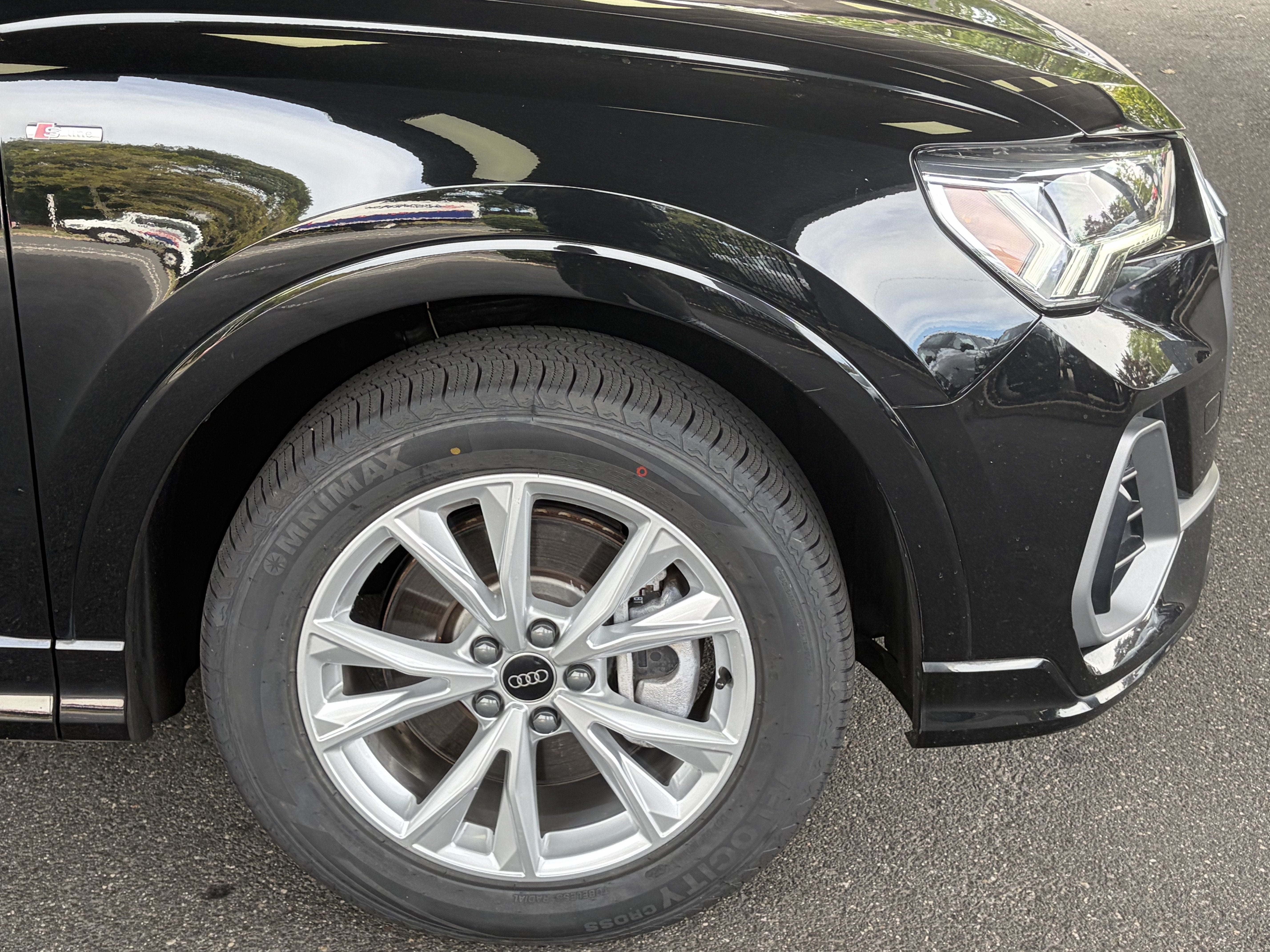 2024 Audi Q3 S line Premium