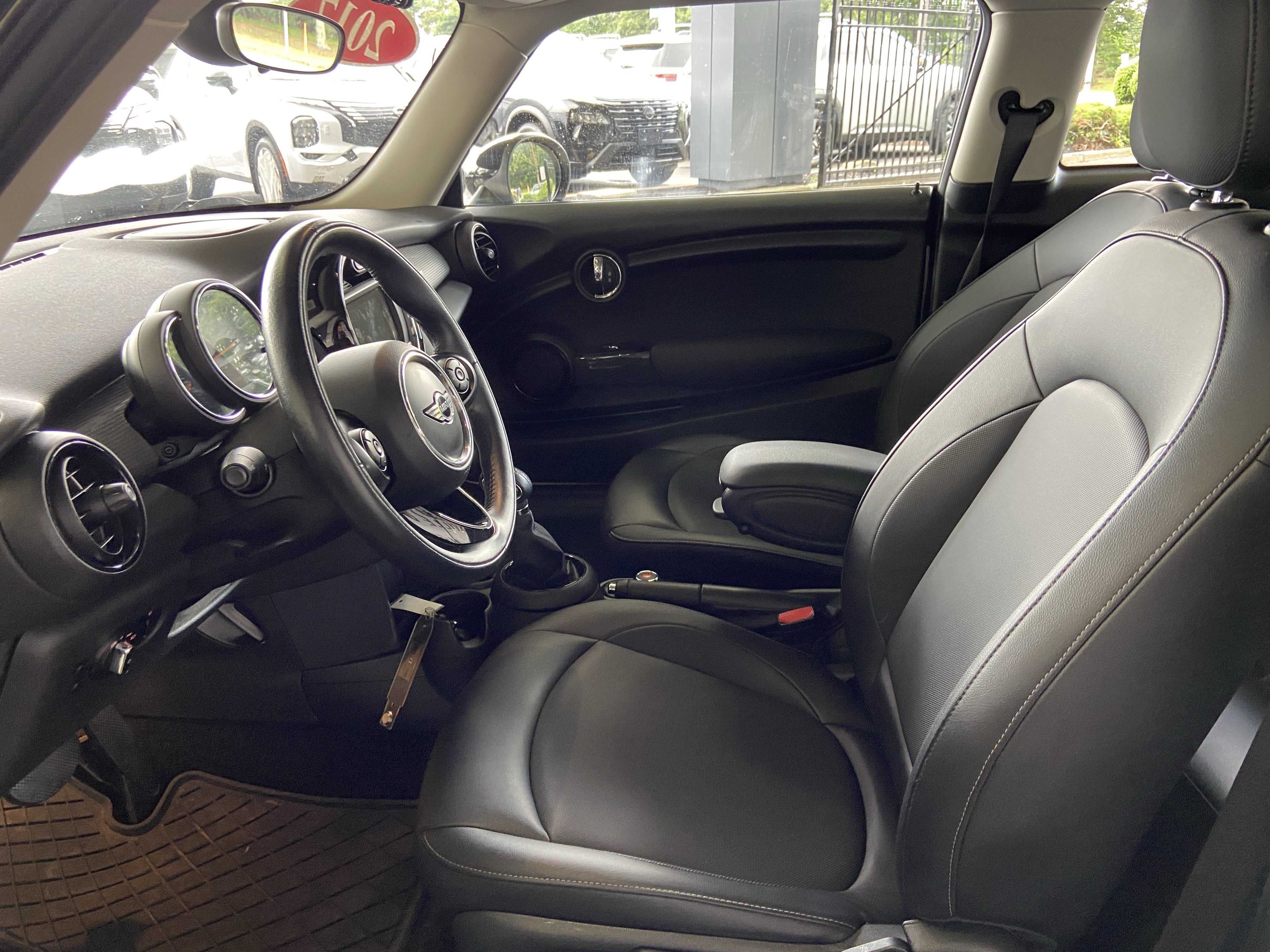 2017 MINI Hardtop 2 Door Cooper