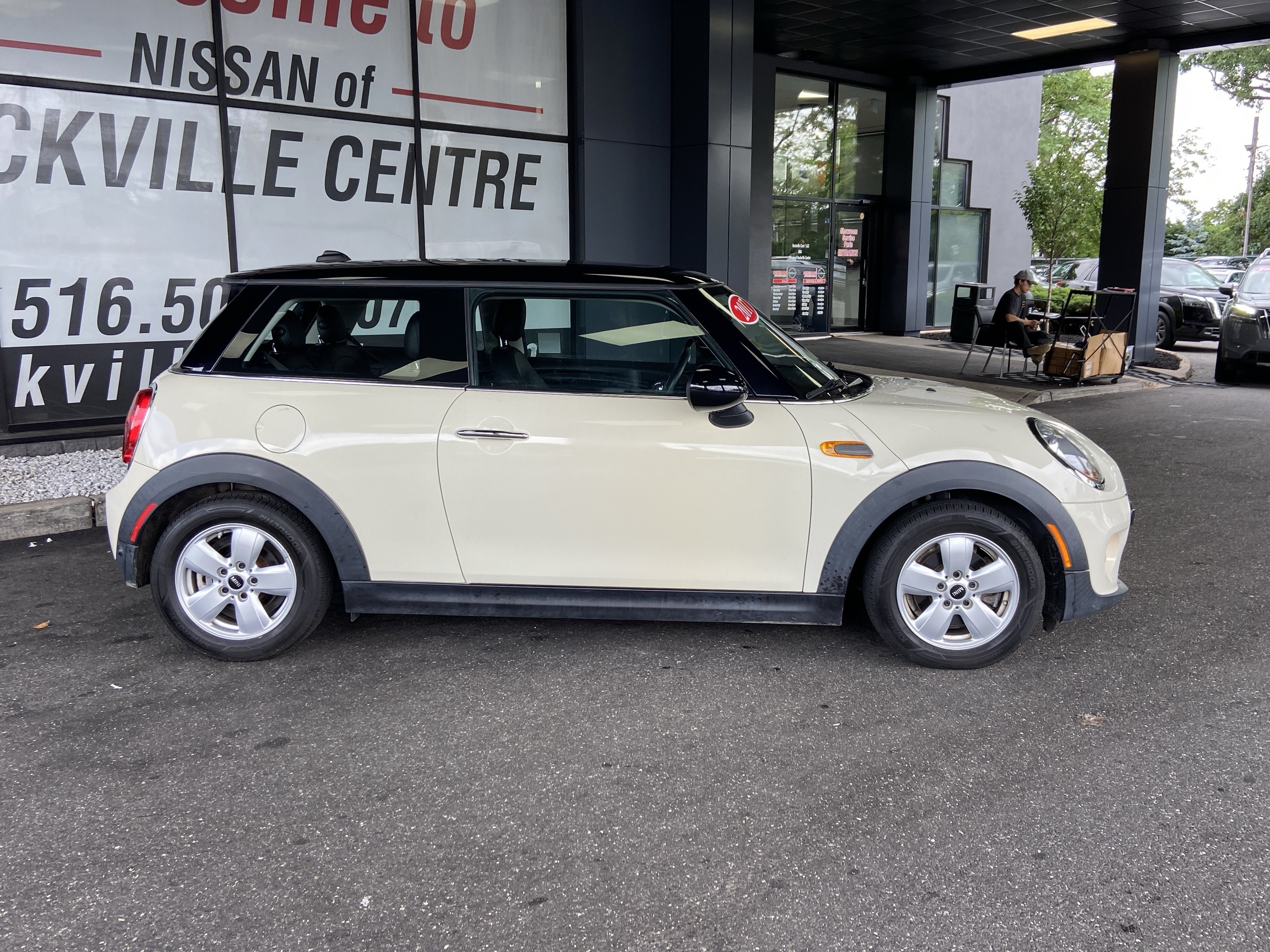2017 MINI Hardtop 2 Door Cooper